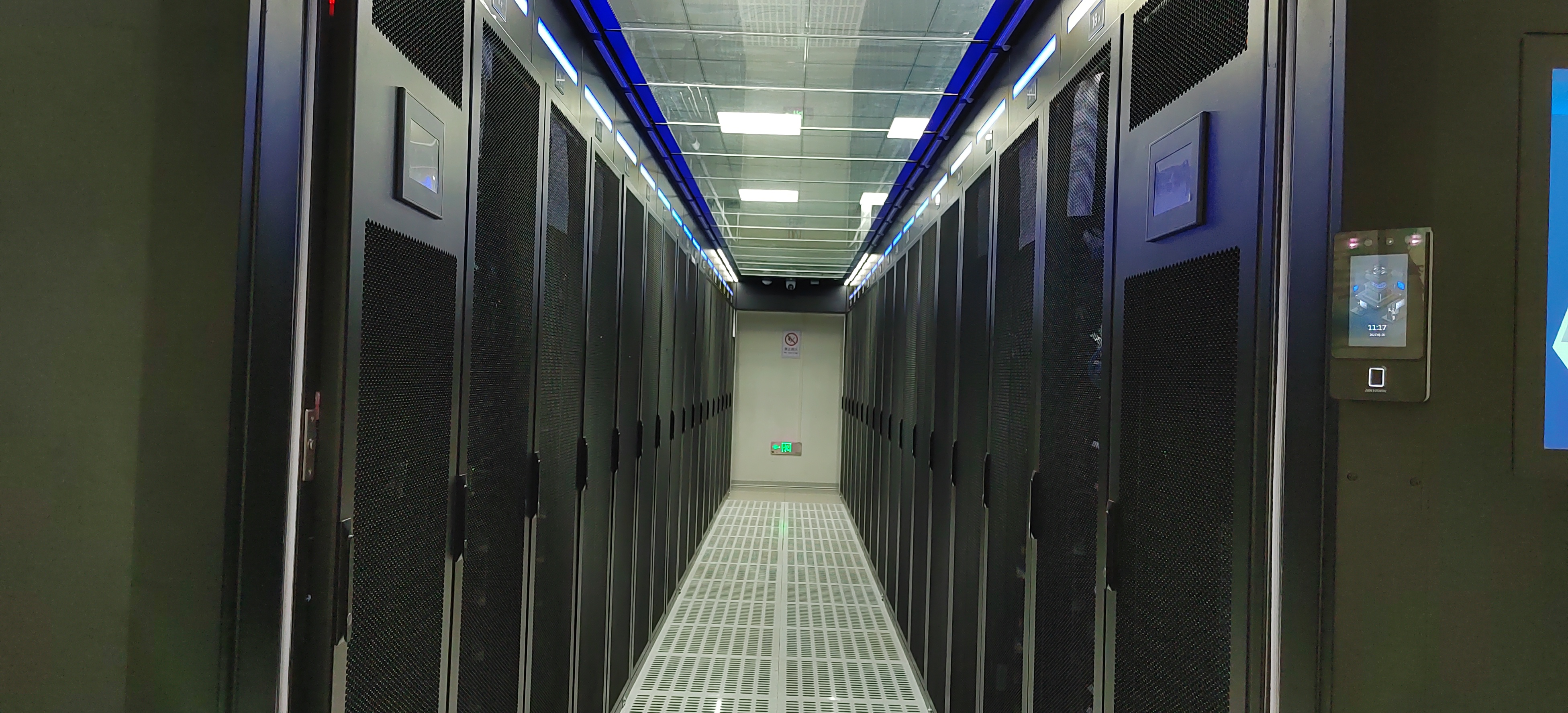 什么是模块化机房？揭秘未来数据中心的高效解决方案